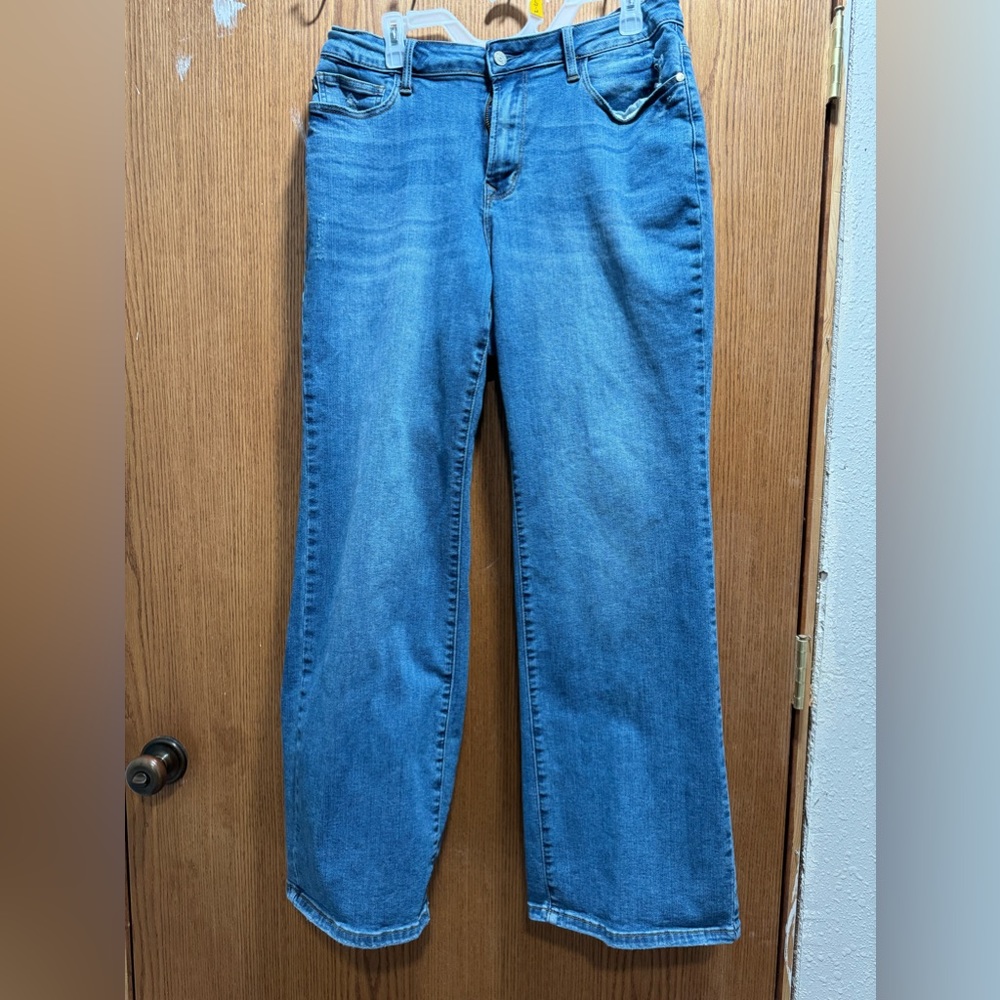 Judy Blue wide leg jeans light wash